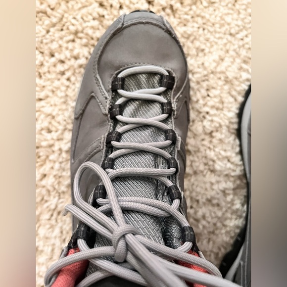 Columbia Womens Culvert Mid Omni-Tech Waterproof Hiking Boots - Picture 5 of 10